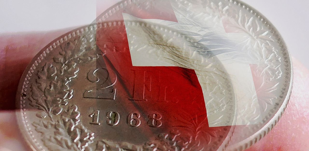 symbolic picture Swiss franc