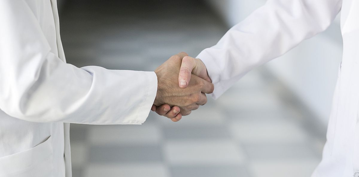 Handshake doctors