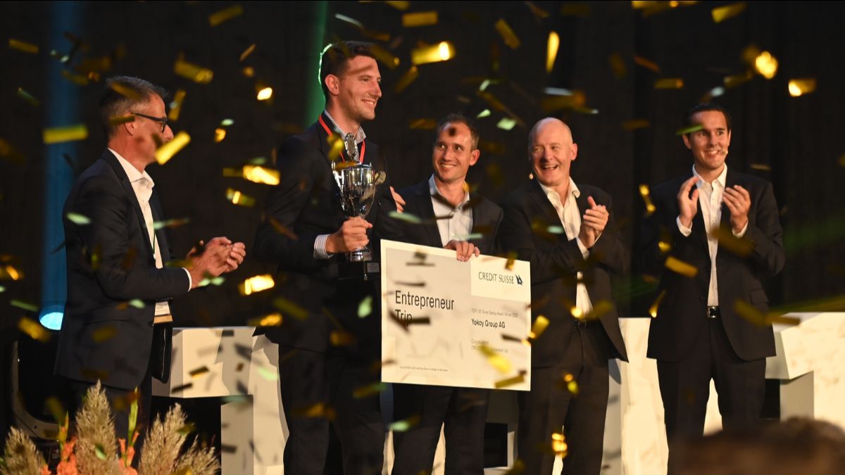 Yokoy wins Top 100 Swiss Startup Award